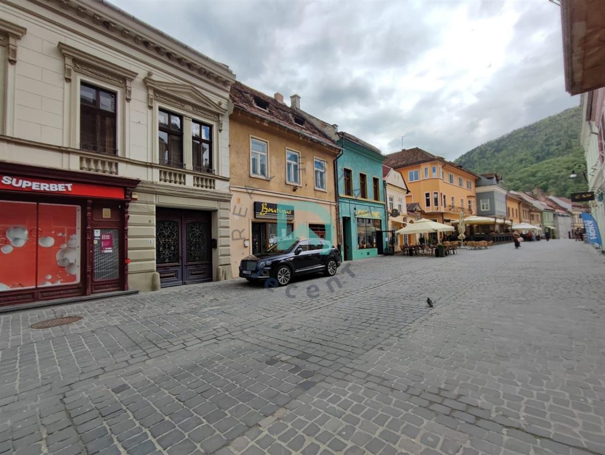 Casa singur in curte, Centrul Istoric, Brasov - foto 2