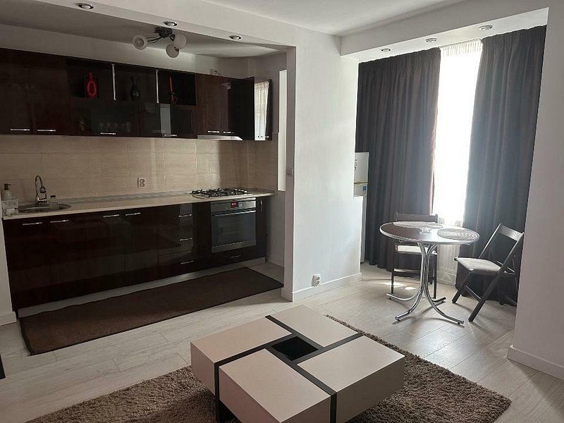 OCAZIE! APARTAMENT  SPECIAL  cu doua camere UNIRII - foto 3