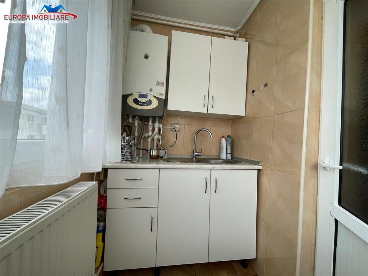 Apartament cu 2 camere de vanzare strada Podgoriilor- Tulcea - foto 11