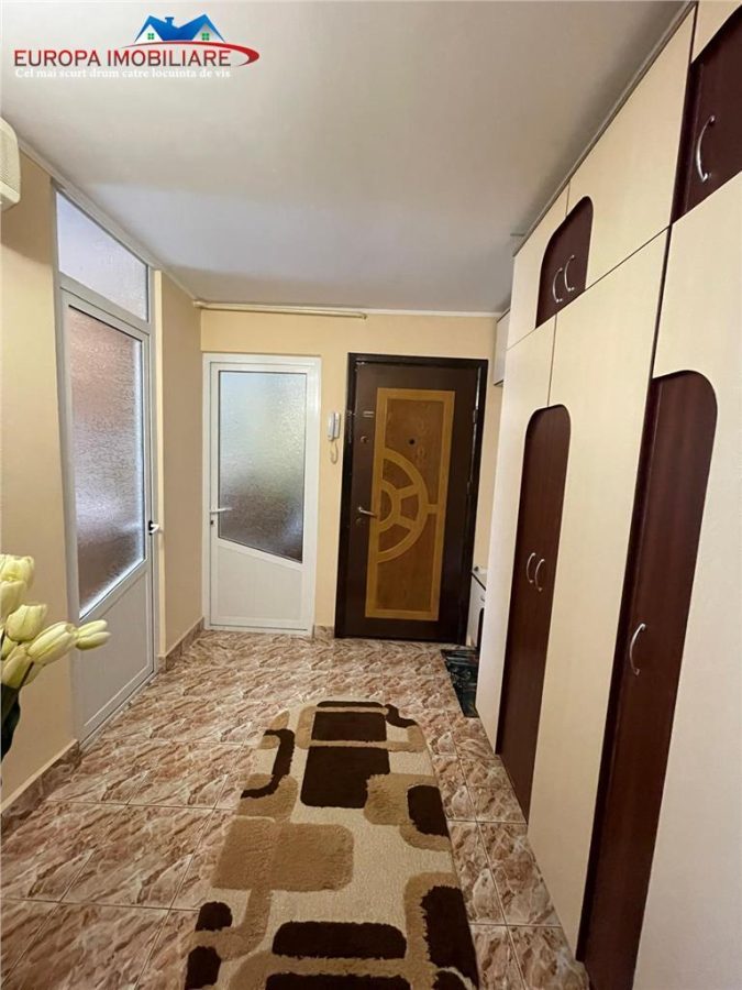 Apartament cu 2 camere de vanzare strada Podgoriilor- Tulcea - foto 9