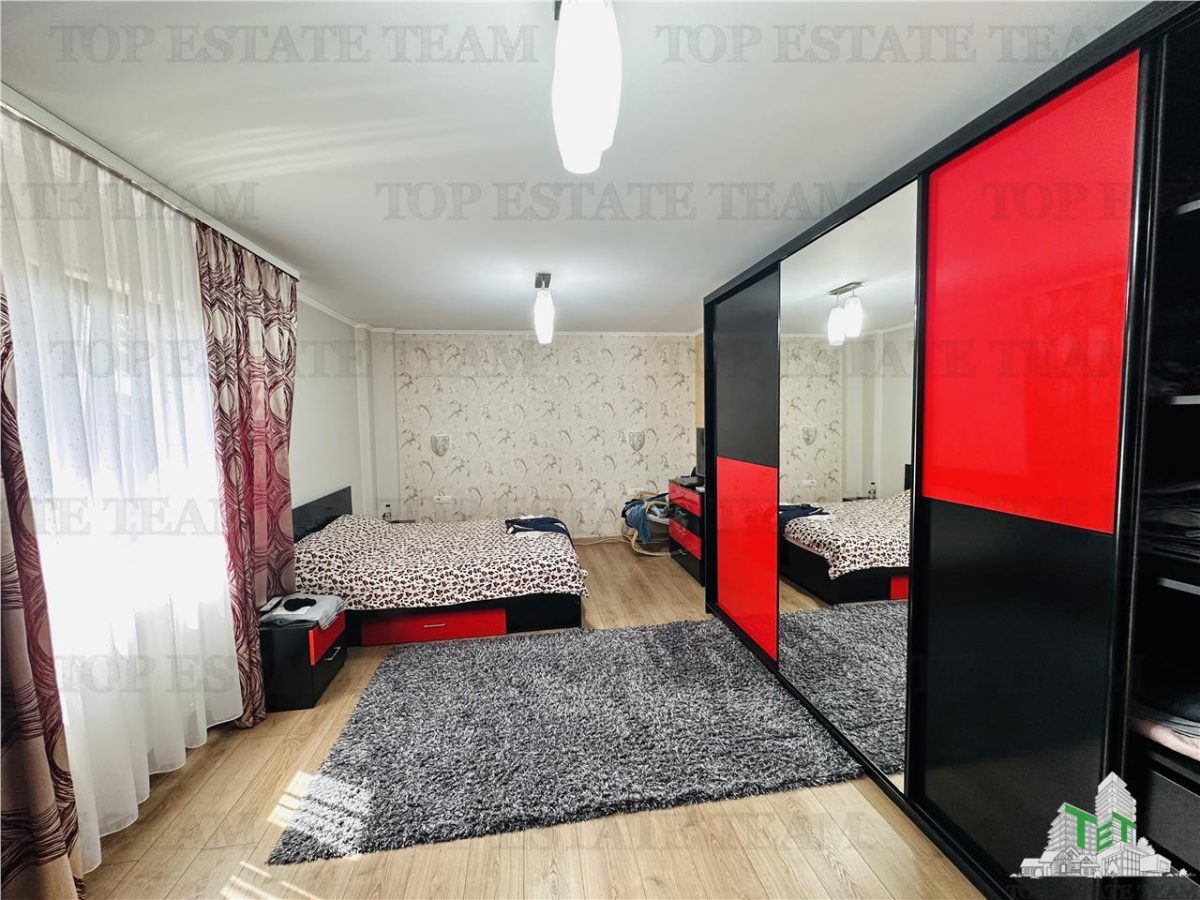 Vila superba 360 mp construiti, 524 mp curte, 6 camere, P+1+M ROSU - foto 14