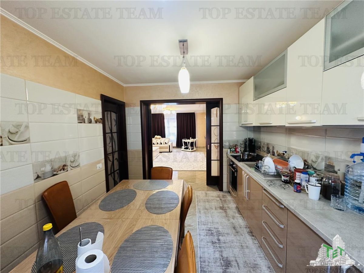 Vila superba 360 mp construiti, 524 mp curte, 6 camere, P+1+M ROSU - foto 4