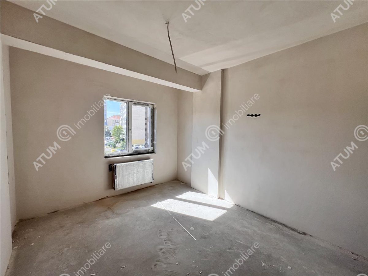 Apartament cu 3 camere decomandate si 2 balcoane in Sibiu - foto 2