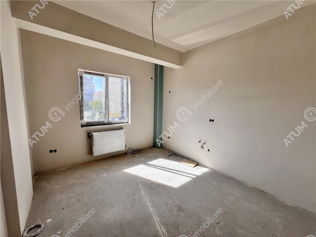 Apartament cu 3 camere decomandate si 2 balcoane in Sibiu - foto 3