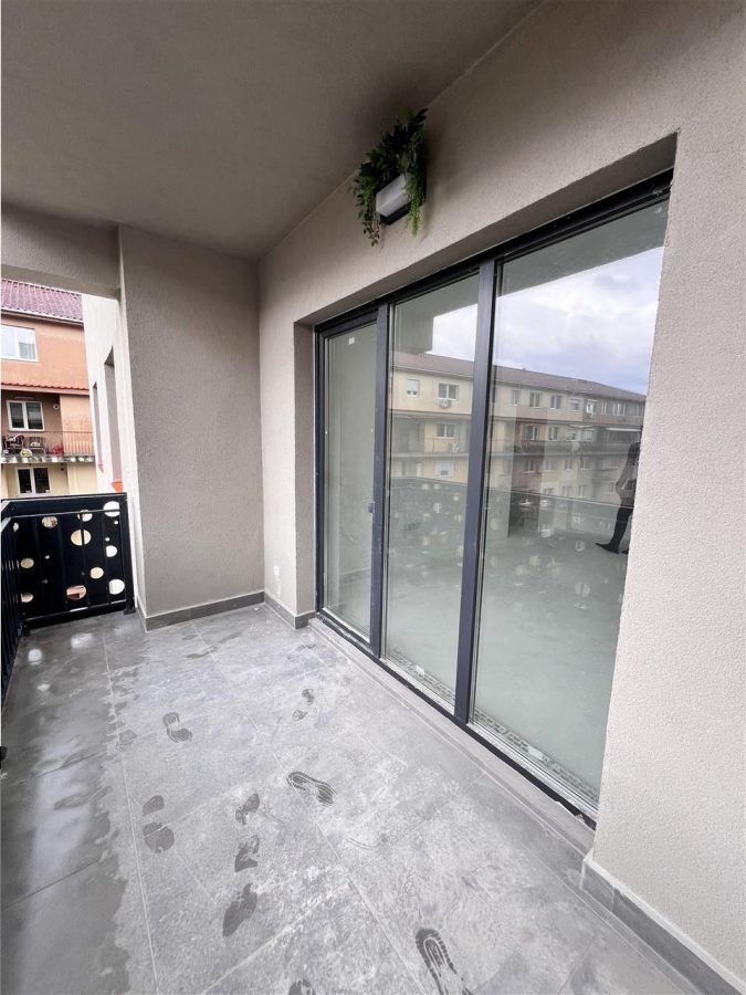 Apartament cu 3 camere decomandate si 2 balcoane in Sibiu - foto 9