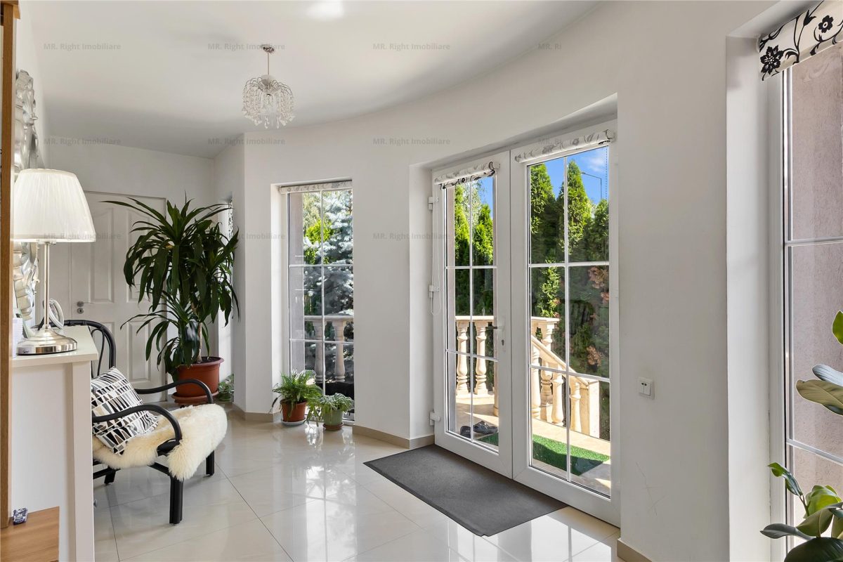 Vila / Casa superba cu 5 camere zona | 1032 mp teren |  Sanpetru Brasov - foto 11