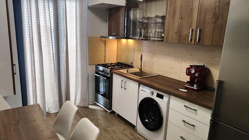 Apartament 3 camere, zona Albert - foto 11