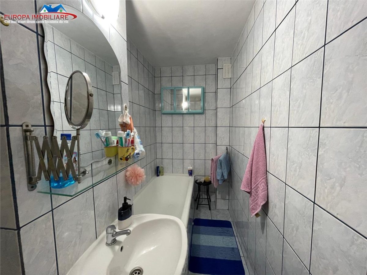 Apartament 2 camere de vanzare zona 1848 Tulcea - foto 14