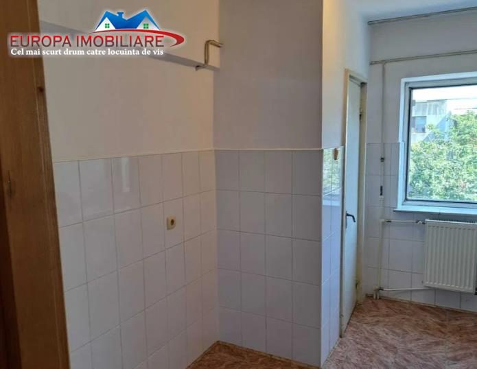 Apartament 2 camere de vanzare zona centrala Tulcea - foto 4