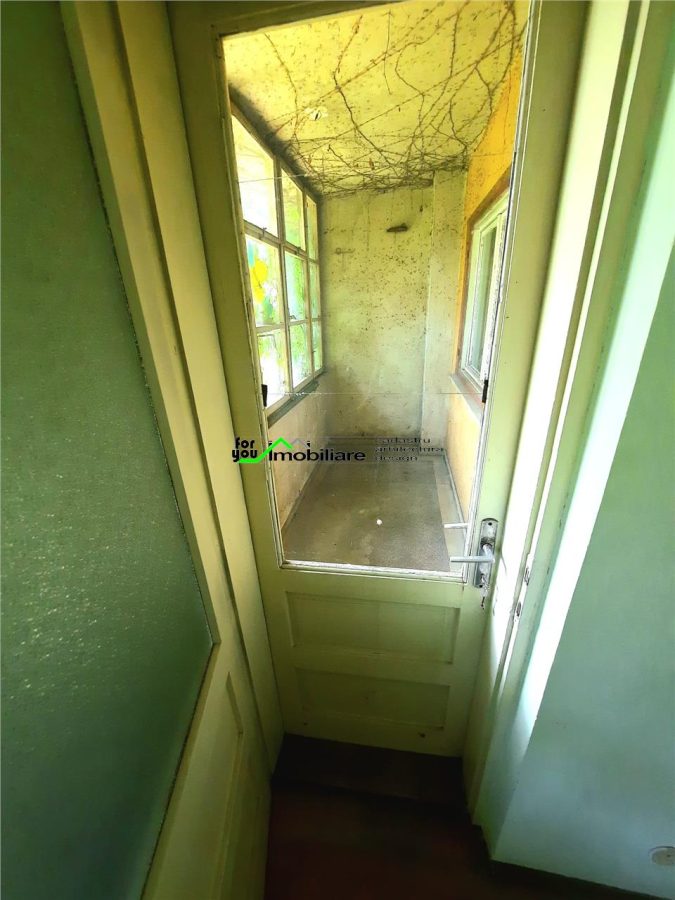 VILA CENTRAL S+P+1E - foto 14