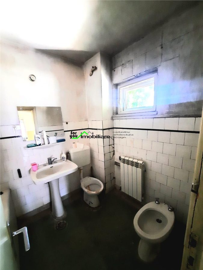 VILA CENTRAL S+P+1E - foto 15