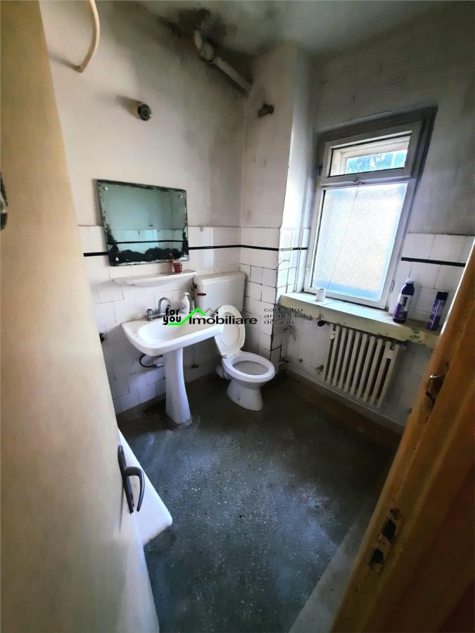 VILA CENTRAL S+P+1E - foto 9