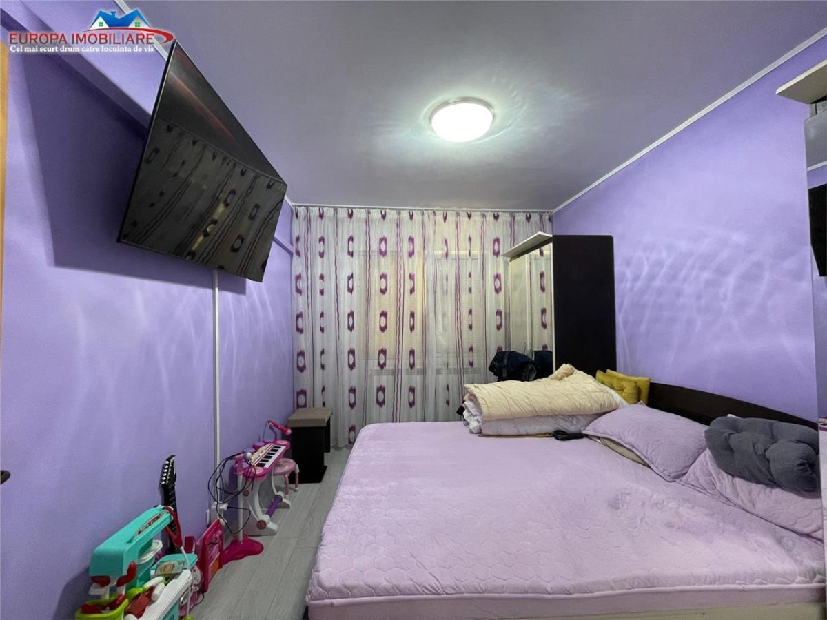 Apartament cu 2 camere de vanzare zona Alunisului Tulcea - foto 4