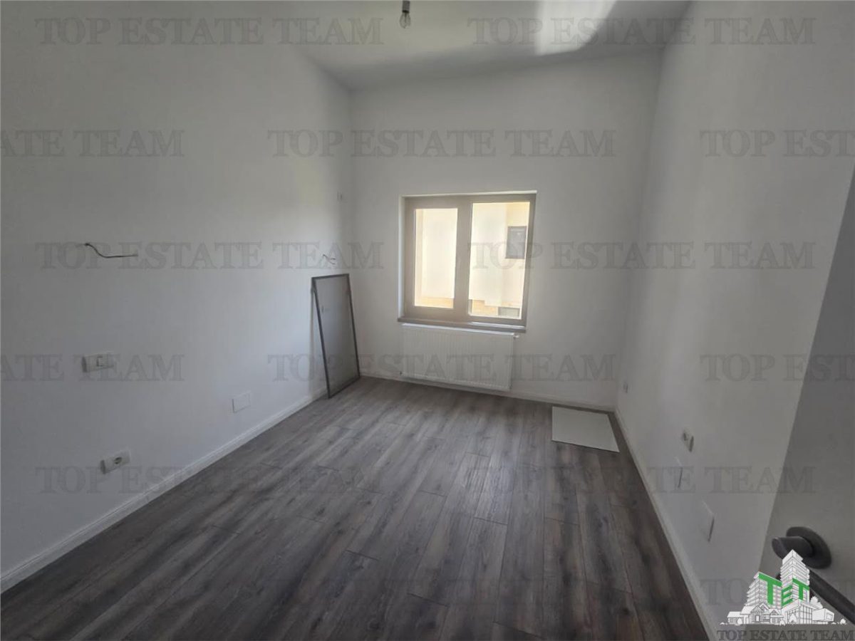 Vila 5 camere cu garaj In Prelungirea Ghencea - foto 12