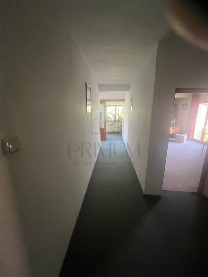 LIPOVEI - Vila INDIVIDUALA - P+2 - 8 cam - 4 bai - curte -GRADINA - PIVNITA -toate utilitatile- - foto 12