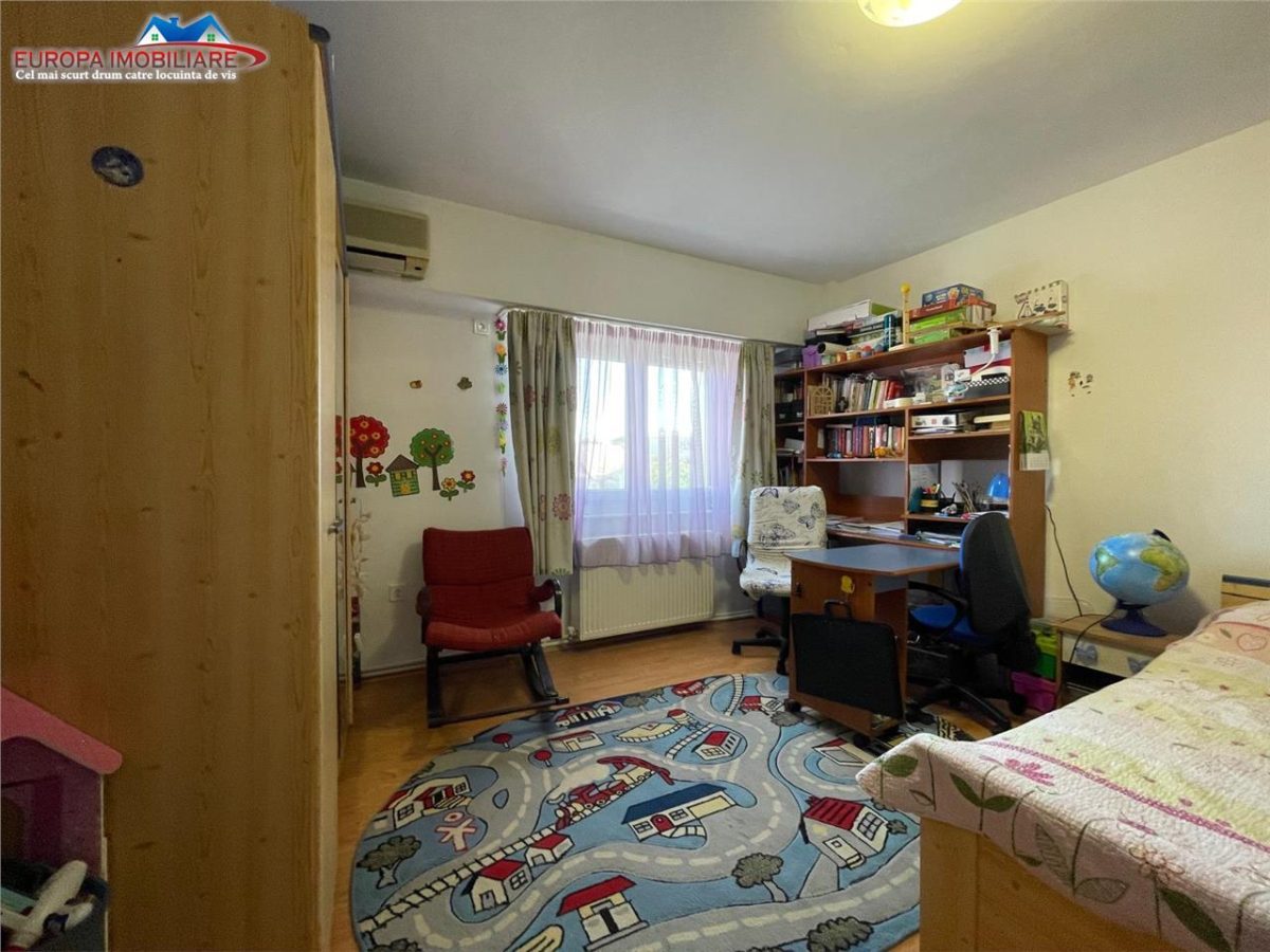 Duplex de vanzare zona ultracentrala -Tulcea - foto 6