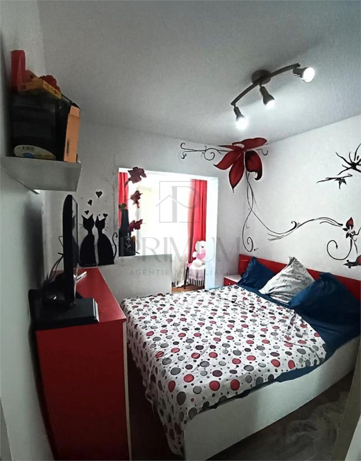 DACIA - 4 cam - clima - centrala proprie - boxa in CF - ETAJ 2 - foto 2