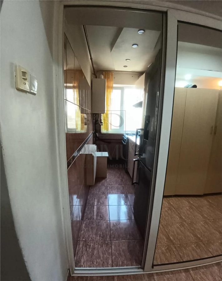 DACIA - 4 CAM - ETJ.2 - CENTRALA - BOXA CF - ZONA EXCELENTA - 