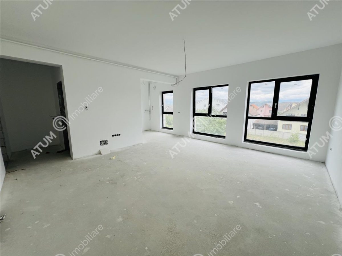 Apartament cu 2 camere si loc de parcare etaj 2 zona Unimat Selimbar - 