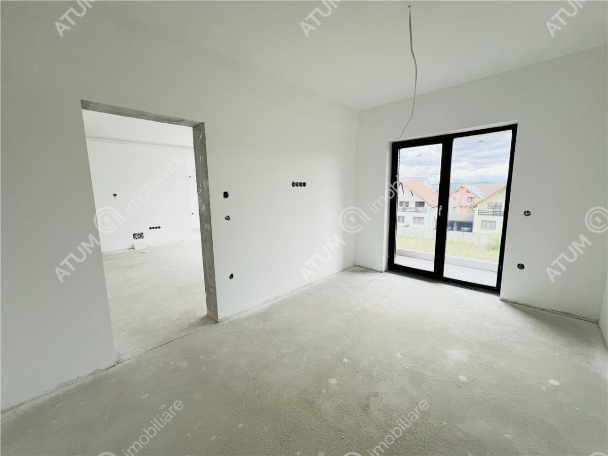 Apartament cu 2 camere si loc de parcare etaj 2 zona Unimat Selimbar - foto 4