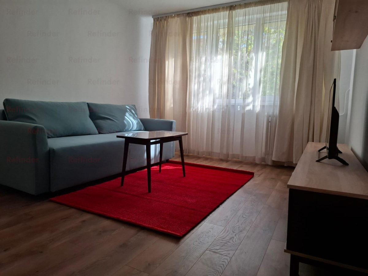 inchiriere apartament 3 camere superb | metrou 1 Decembrie | etaj 1/4 | renovat complet | mobilat si utilat | totul nou |  loc de parcare | - 