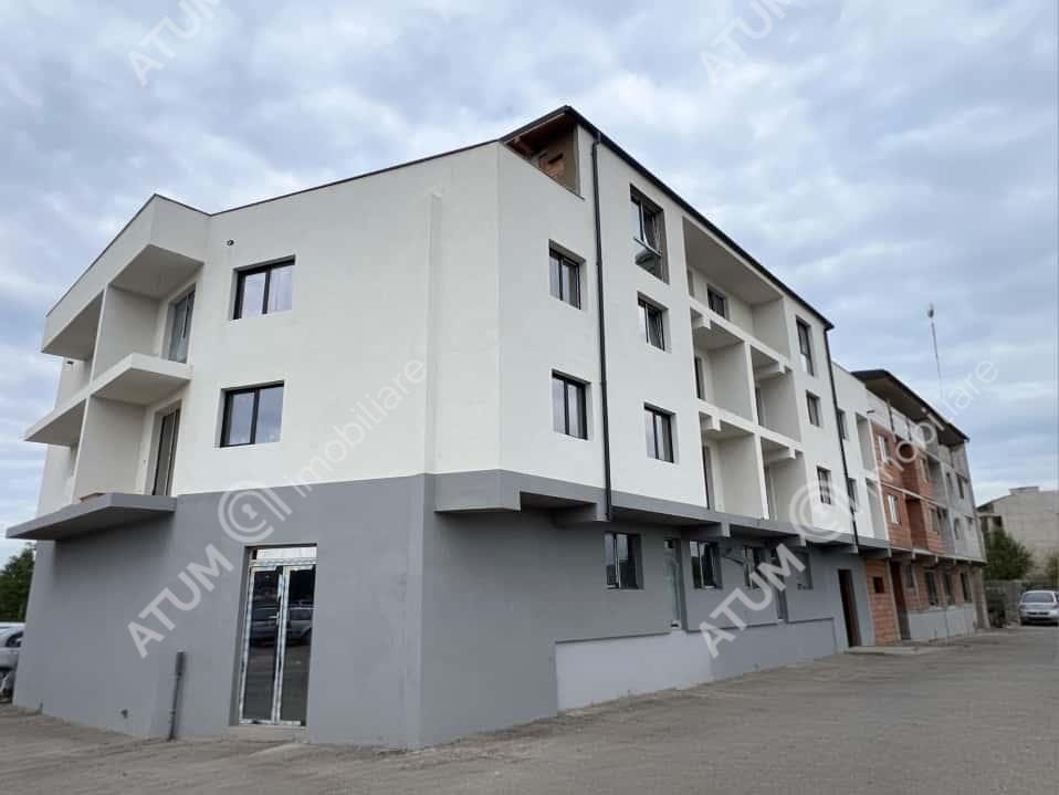 Apartament cu 3 camere 2 balcoane etaj 1 in Selimbar zona Triajului - foto 3