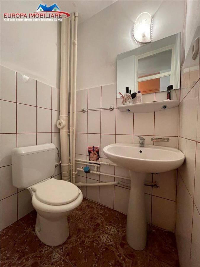 Apartament 3 camere de vanzare zona E3 -Tulcea - foto 9