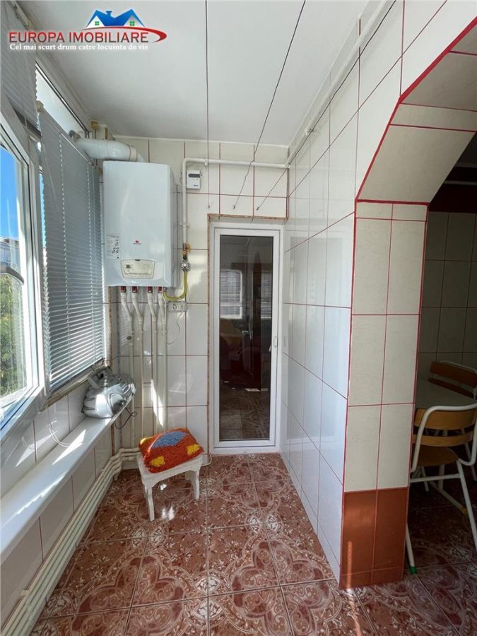 Apartament 3 camere de vanzare zona E3 -Tulcea - foto 10