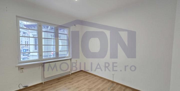 Apartament spatios, zona Ultracentrala - foto 2