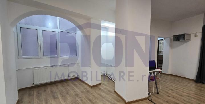 Apartament spatios, zona Ultracentrala - foto 8