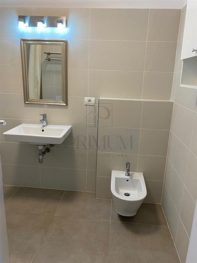 BARNUTIU - 3 CAM - 2 BAI - LOC PARCARE - BOXA - BLOC NOU - LIFT - PANORAMIC || - foto 6