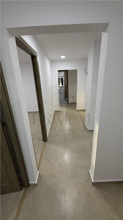 COMPLEX STUDENTESC - 4 CAM - DECOMANDAT - 2 BAI - 2 BALCOANE - BOXA - INCALZIRE PARDOSEALA - RENOVAT || - 