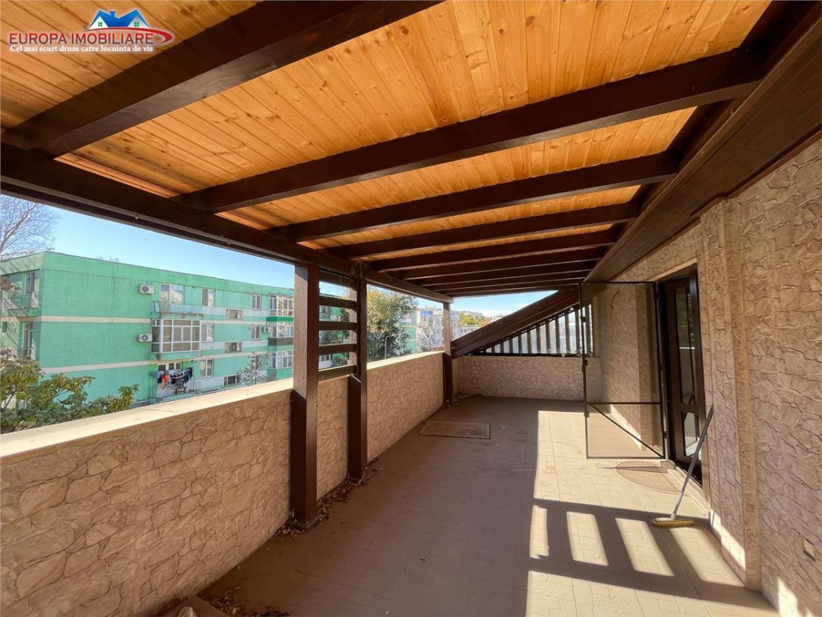 Spatiu de inchiriat  zona ultracentrala Tulcea - foto 16