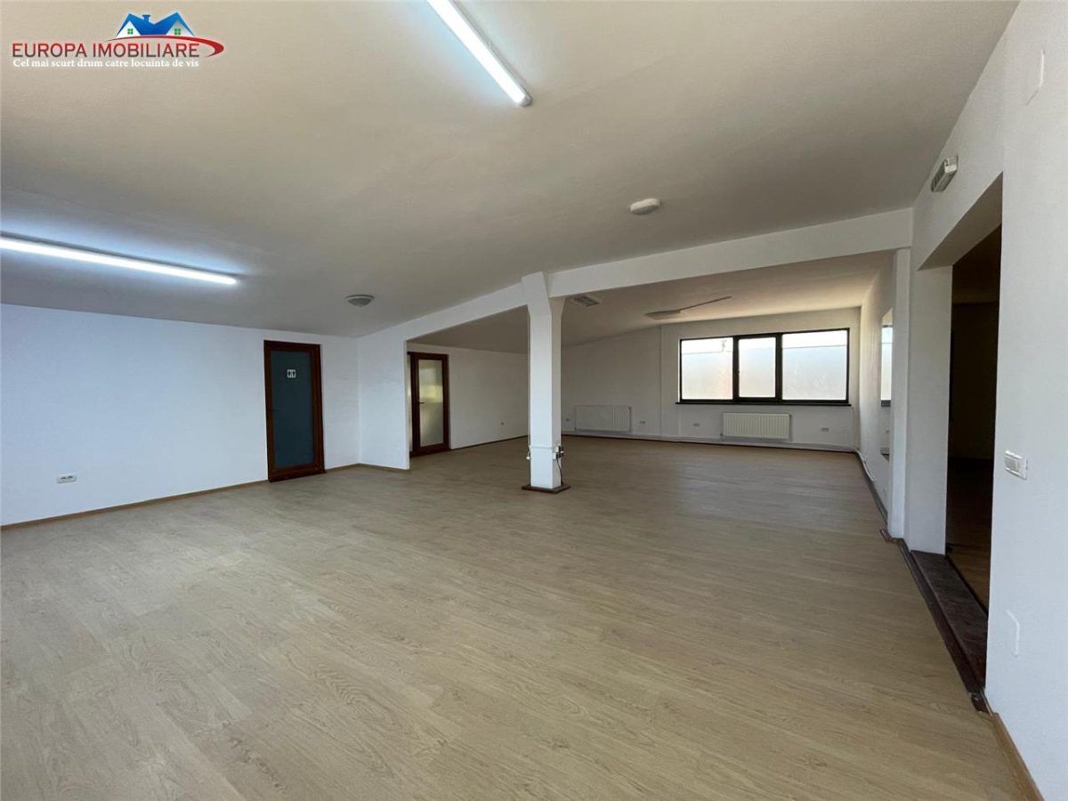 Spatiu de inchiriat  zona ultracentrala Tulcea - foto 5