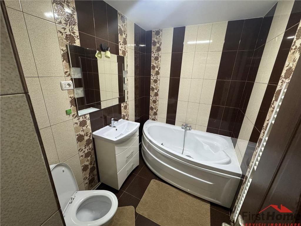 Ap 3 cam, 2 bai, parcare proprie, renovat, ultracentral - Piata Moldovei - foto 8