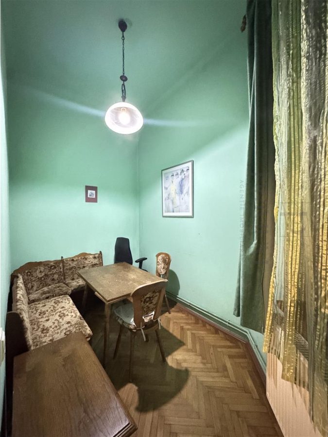 MEDICINA - 2 CAMERE - DECOMANDAT - SPATIOS - ETAJ 1 - CLADIRE ISTORICA - foto 5