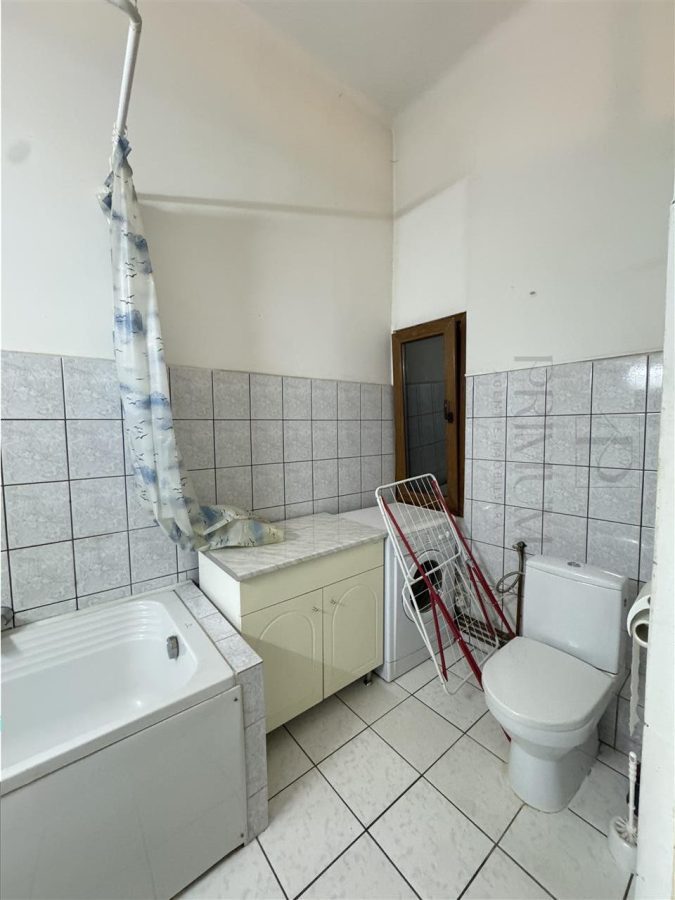 MEDICINA - 2 CAMERE - DECOMANDAT - SPATIOS - ETAJ 1 - CLADIRE ISTORICA - foto 7