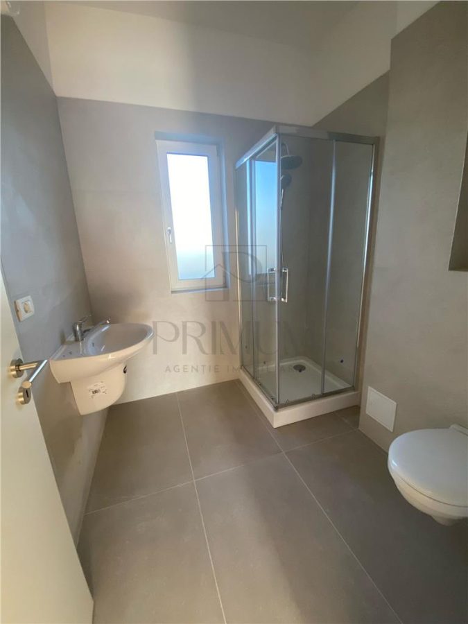 TORONTALULUI - 3 CAM - 2 BAI - 2 TERASE - LOC PARCARE - INCALZIRE PARDOSEALA- BLOC NOU - foto 5