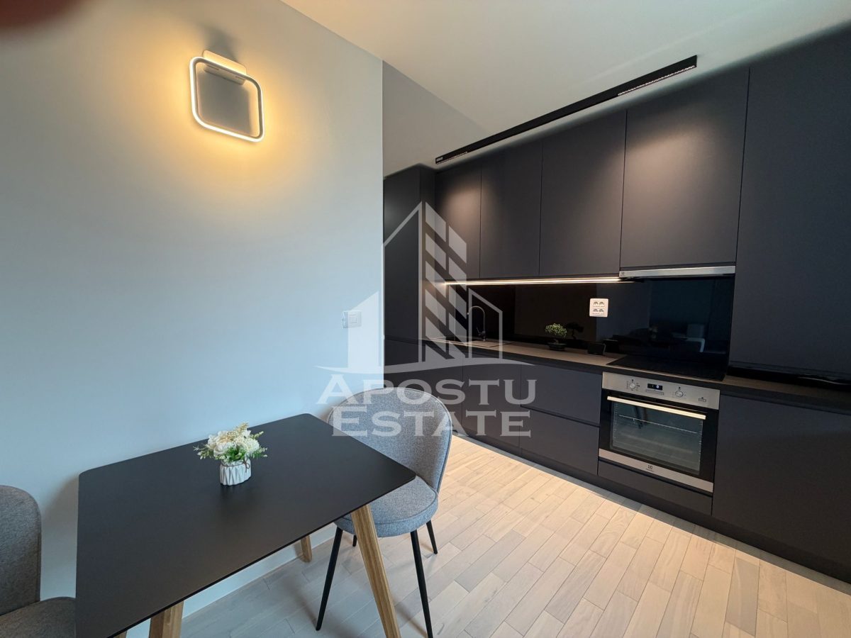Apartament 2 camere, de inchiriat, loc de parcare, balcon, Dumbravita - foto 4