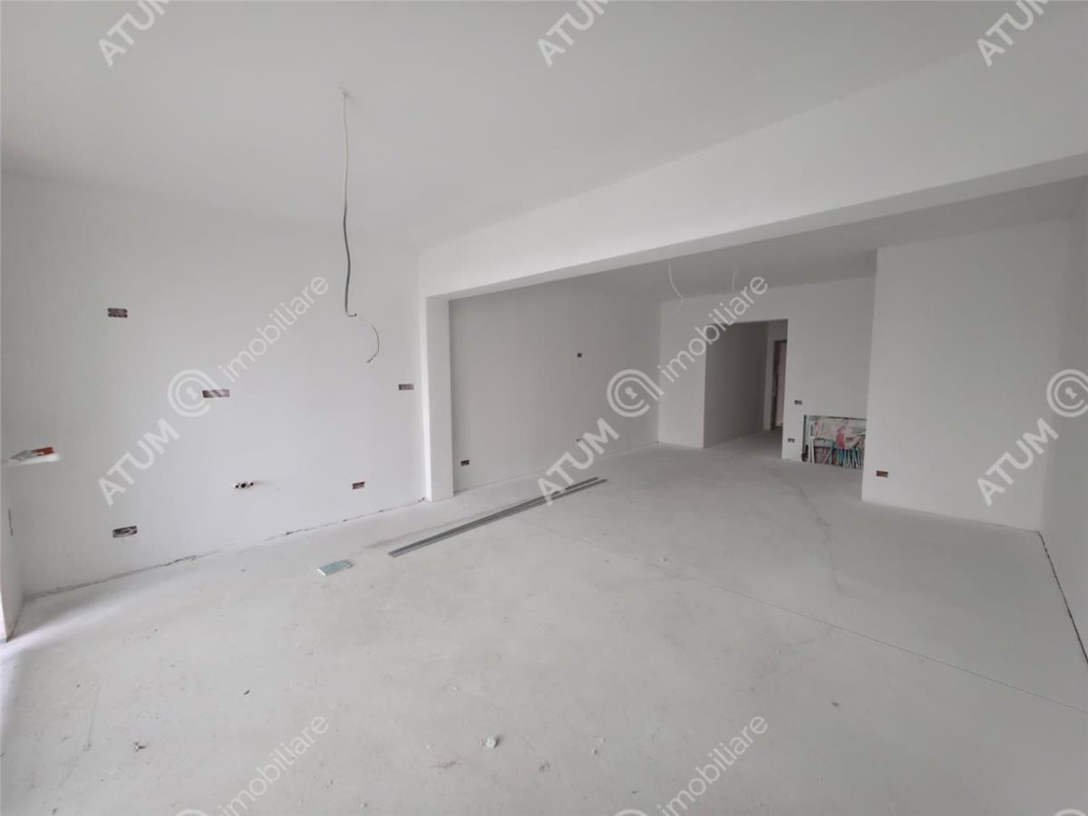 Apartament cu 2 camere si balcon in zona Calea Surii Mici din Sibiu - foto 13