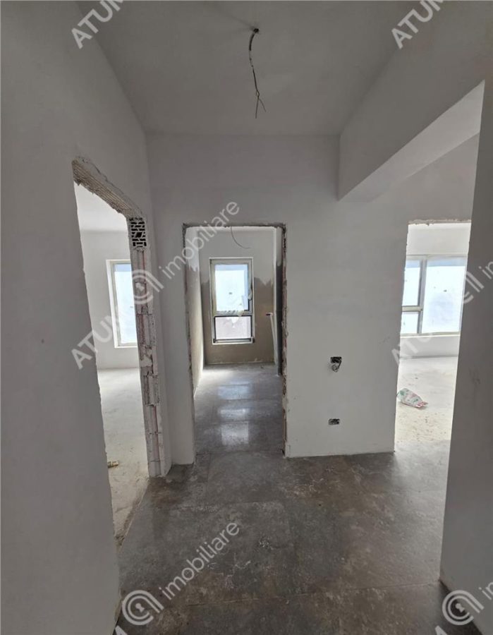 Apartament cu 3 camere si balcon in zona Calea Surii Mici din Sibiu - foto 4