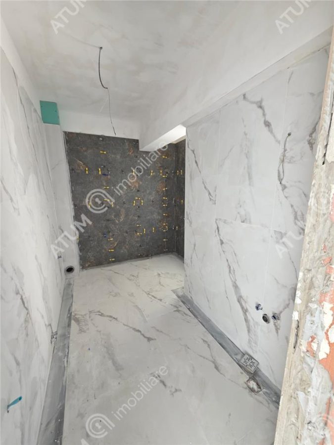 Apartament cu 3 camere si balcon in zona Calea Surii Mici din Sibiu - foto 2