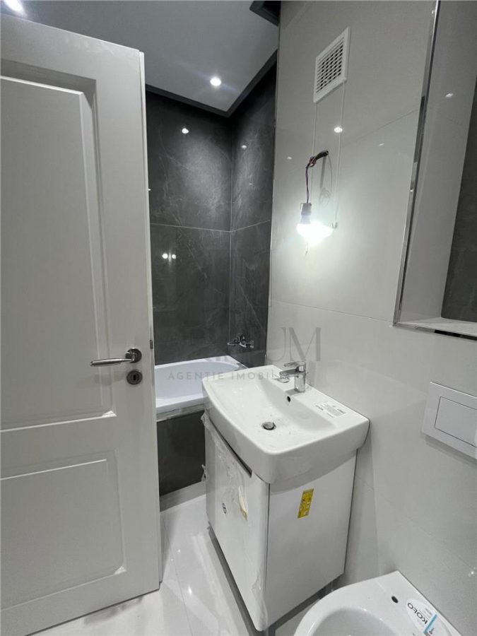 TORONTALULUI - 3 CAM - ETJ.2 - PARCARE SUBTERANA - INCALZIRE PARDOSEALA - BLOC NOU - LIFT - foto 6