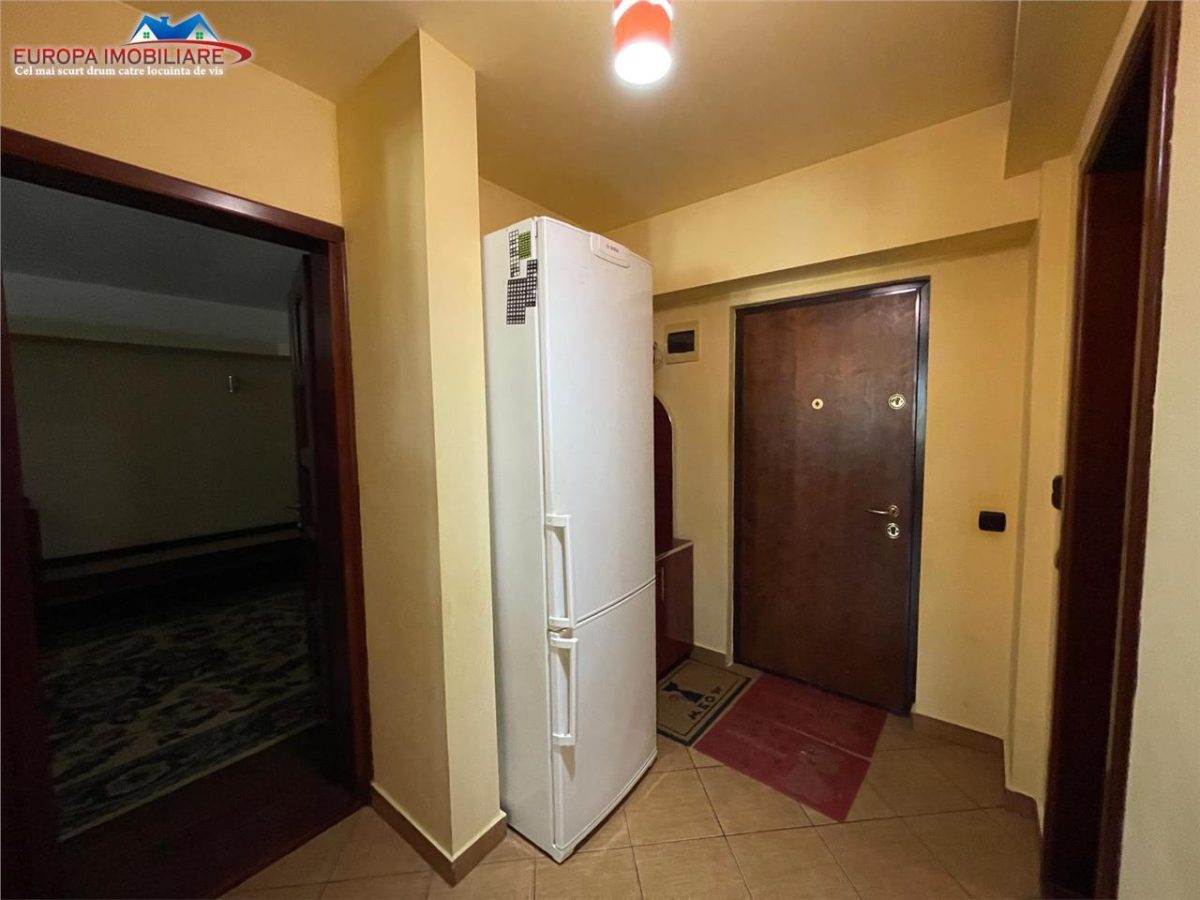 Apartament 2 camere de vanzare zona centrala Tulcea - foto 11