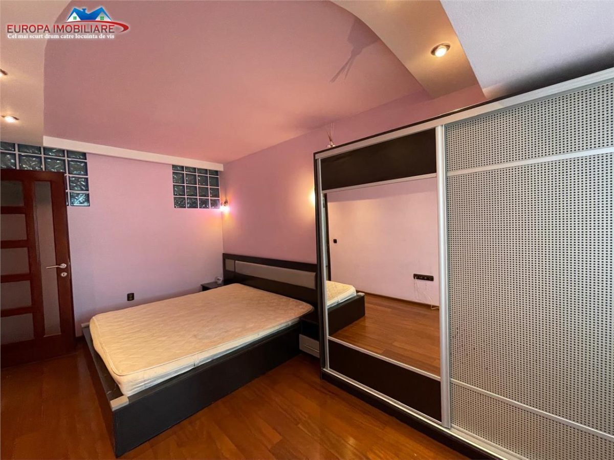 Apartament 2 camere de vanzare zona centrala Tulcea - foto 4