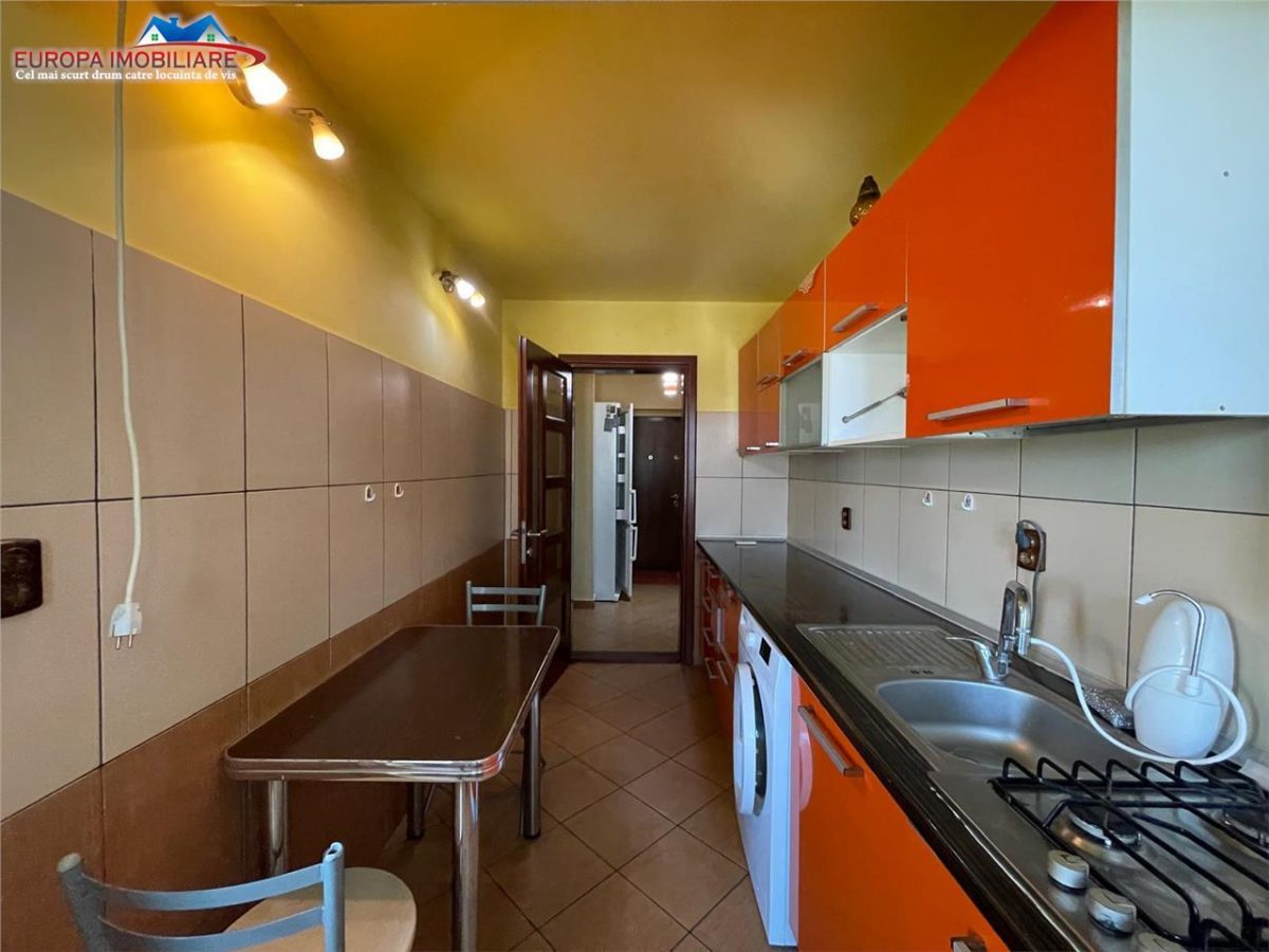 Apartament 2 camere de vanzare zona centrala Tulcea - foto 6