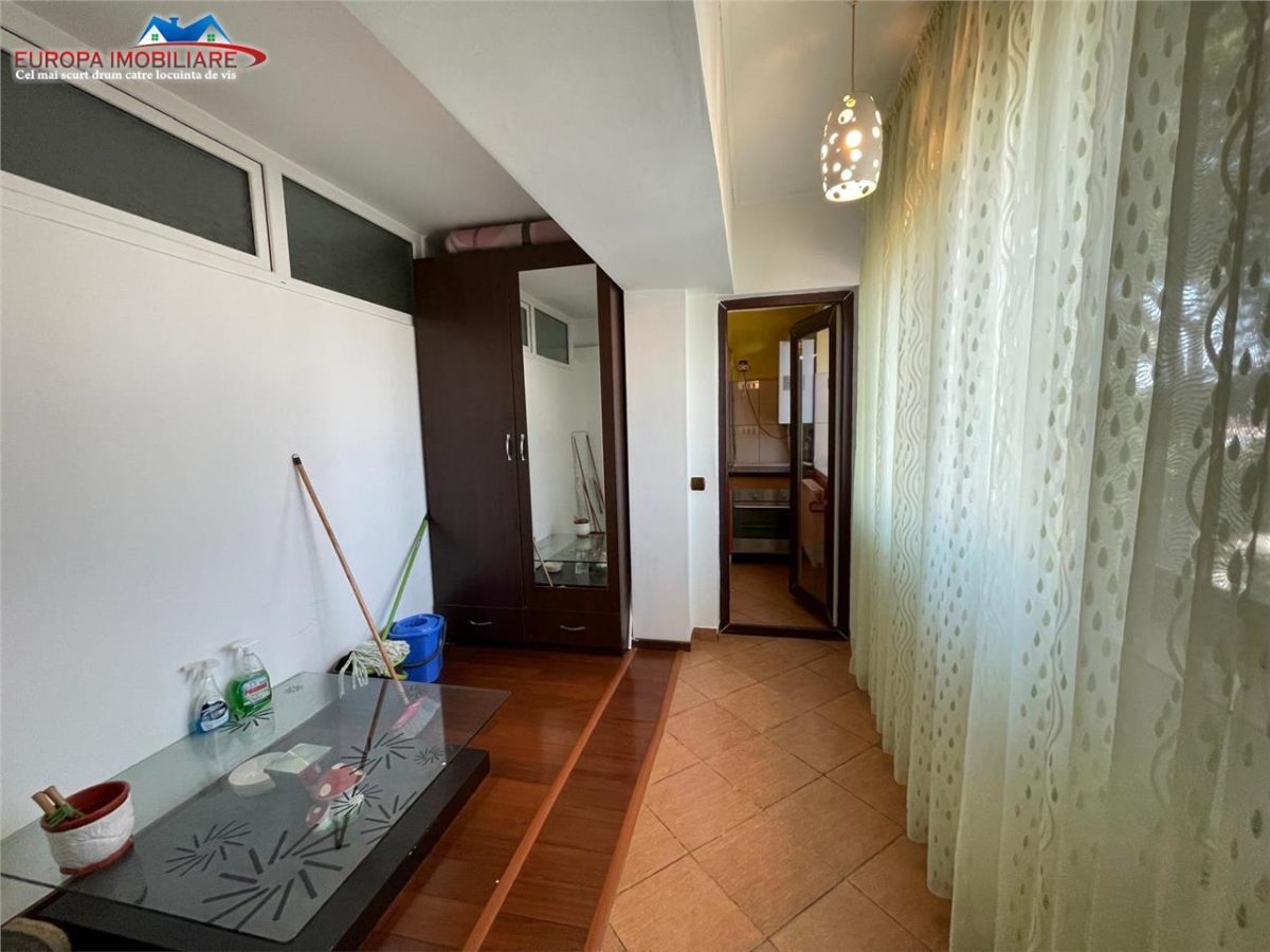 Apartament 2 camere de vanzare zona centrala Tulcea - foto 9