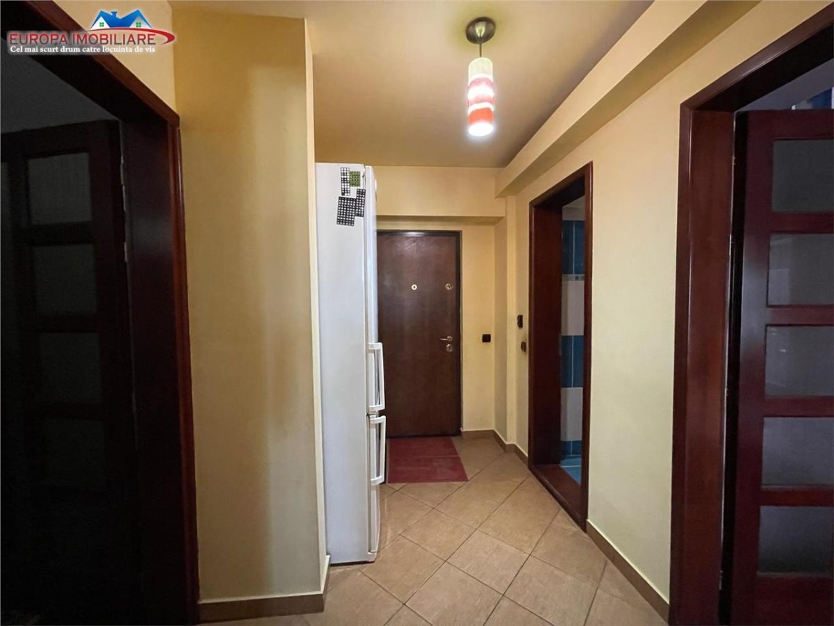 Apartament 2 camere de vanzare zona centrala Tulcea - foto 10