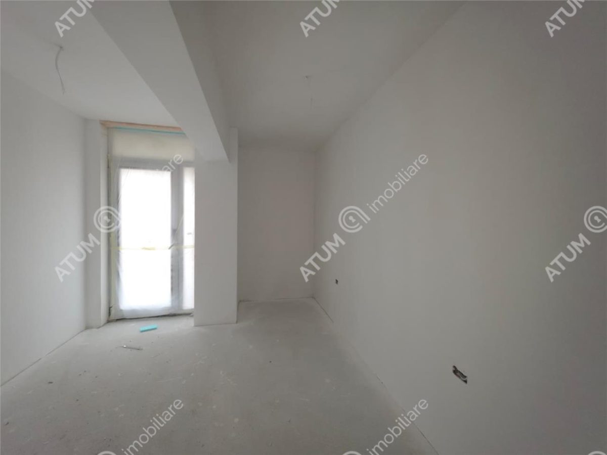 Apartament cu 3 camere si balcon in zona Calea Surii Mici din Sibiu - foto 19