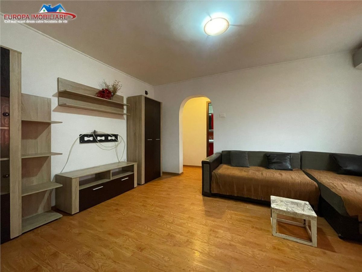 Apartament 3 camere de vanzare zona Spitalului -Tulcea - foto 2